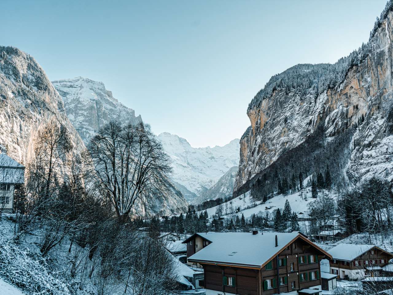 Lauterbrunnen in Winter - Lauterbrunnen Tourism